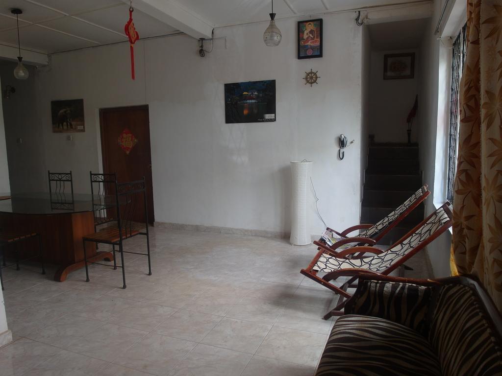 Villa Two Residence Dehiwala-Mount Lavinia Eksteriør billede