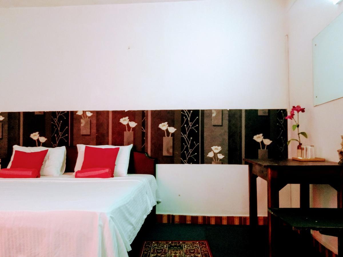 Villa Two Residence Dehiwala-Mount Lavinia Eksteriør billede